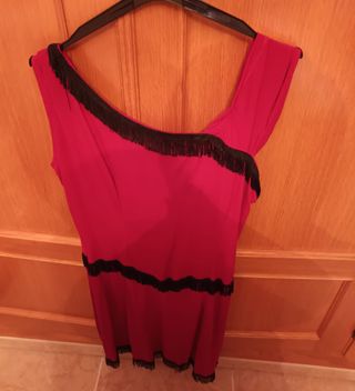 Vestido fiesta rojo con flecos