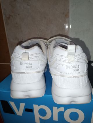 Zapatillas blancas Bubble Kids