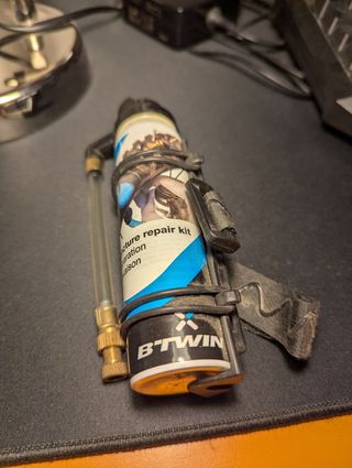 Kit di riparazione camera d'aria copertone bici