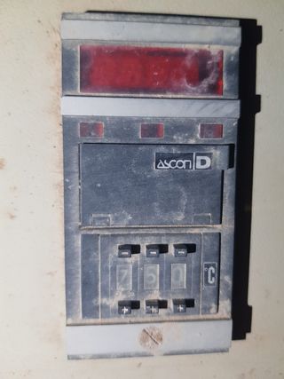 Horno Cerámica 380v usado