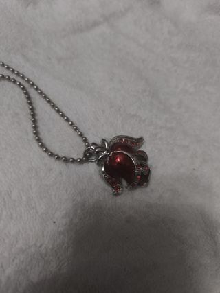 Collar rosa precioso Artesano