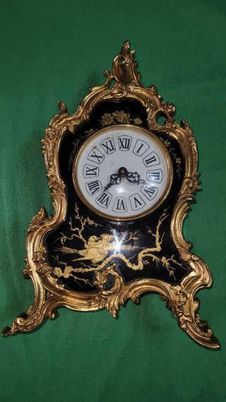 Antiguo  Reloj sobremesa estilo Luis XV