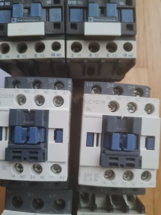 Contattori Telemecanique LC1D18 - 6pz