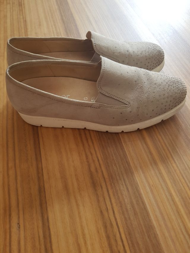 Zapatos Gabor grises con pedrería