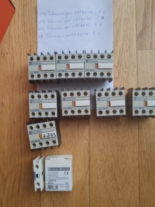 Contattori ausiliari Telemecanique LA1