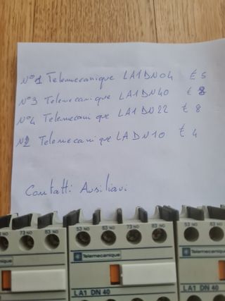 Contattori ausiliari Telemecanique LA1