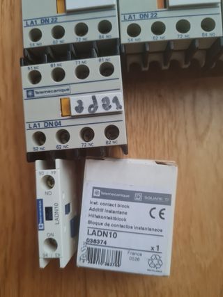 Contattori ausiliari Telemecanique LA1