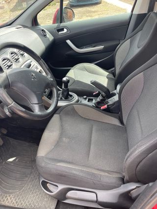 Peugeot 308 2010