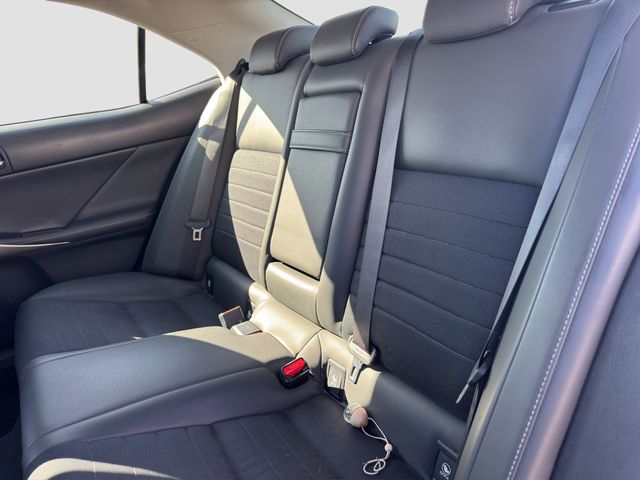 Lexus IS 300h 223CV Hibrido 2015