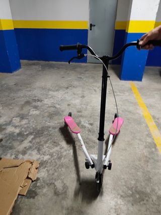 Patinete 3 ruedas: Equilibrio
