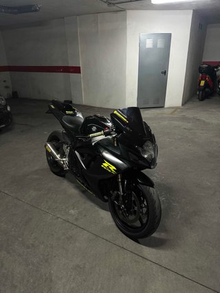 Suzuki GSXR 600 - Moto Impecable