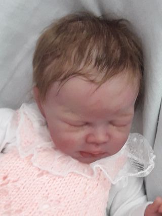 Bebé Reborn niña