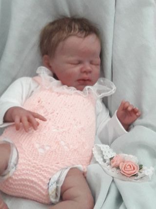 Bebé Reborn niña