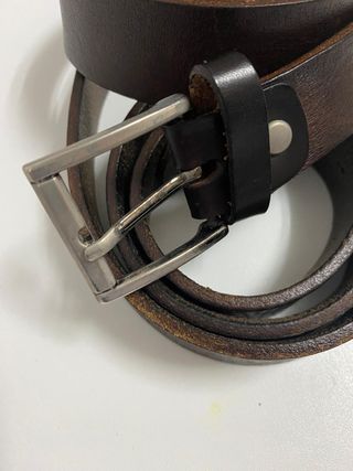 Lote Cinturones y cartera  nueva de piel