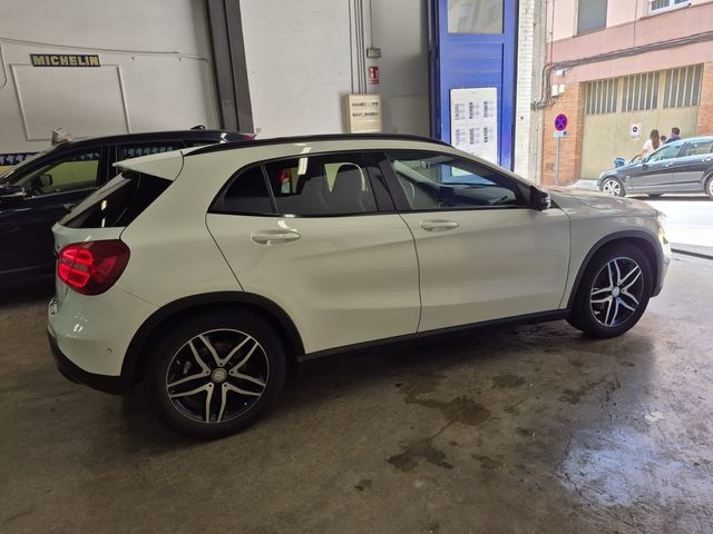 Mercedes-Benz GLA 2014