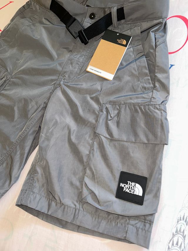 The North Face Cargo Shorts - Gris