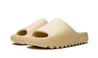 Yeezy Slide - Beige  

