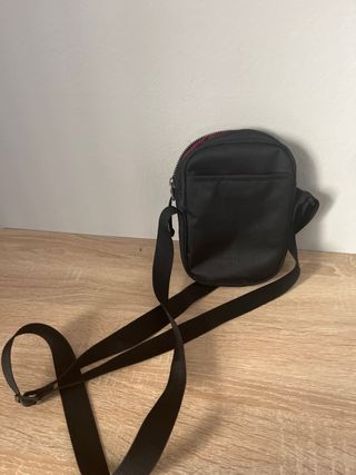 Riñonera Nike negra - bandolera
