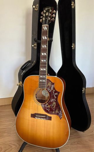 Gibson Hummingbird 2016