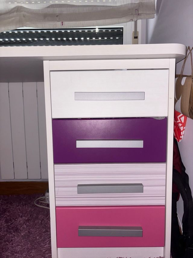 Cama nido infantil blanca con cajones y escritorio