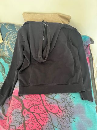 Sudadera Tommy Hilfiger talla XL azul marino 