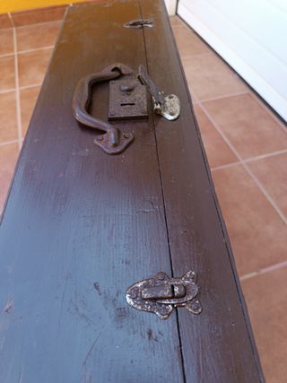 Maleta madera antigua