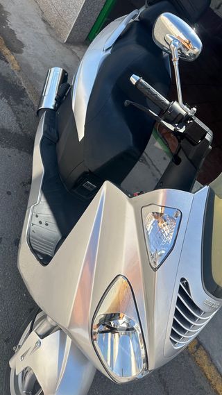 Daelim S2 125 Fi Scooter 