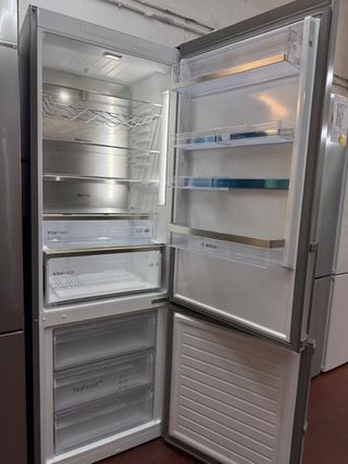 Frigorífico combi Bosch Serie 6