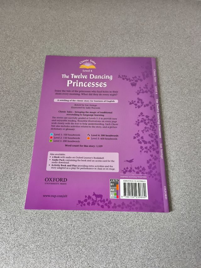 Classic Tales Second Edition: Level 4: The Twel...