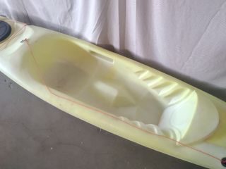 Kayak rígido con bodega (2unidades) (remo+chaleco)