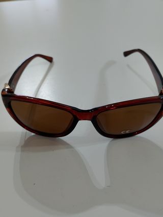 Occhiali da sole marroni