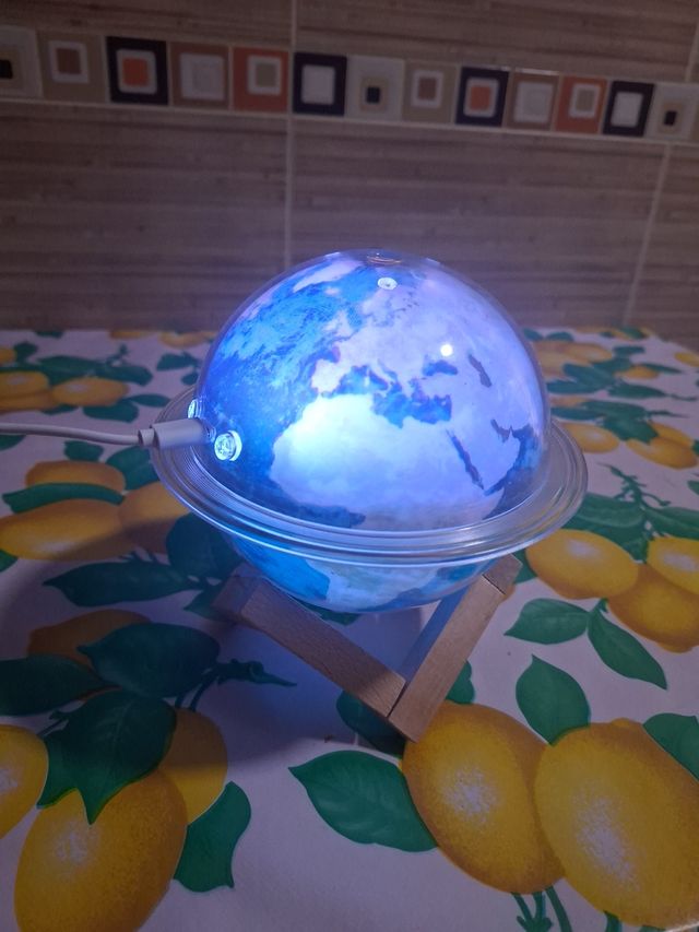 Humificador aromático, globo terráqueo con luz