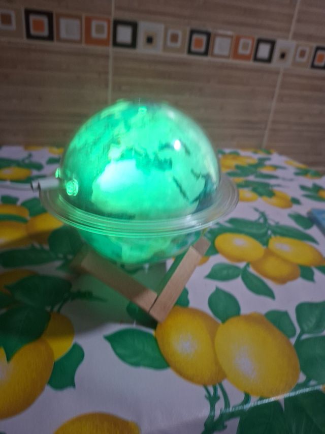 Humificador aromático, globo terráqueo con luz
