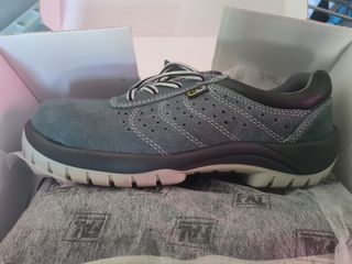 Zapatos seguridad Gris