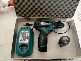 Taladro atornillador Makita 10.8V