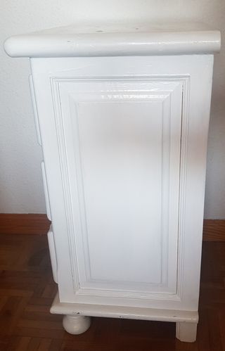 Mesita 3 cajones blanca