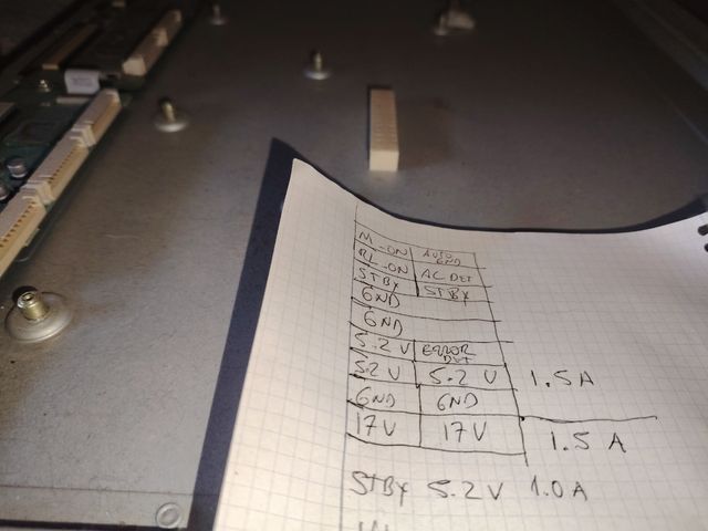 TV de 5o pulgadas,Tiene  1 placa ,mal










