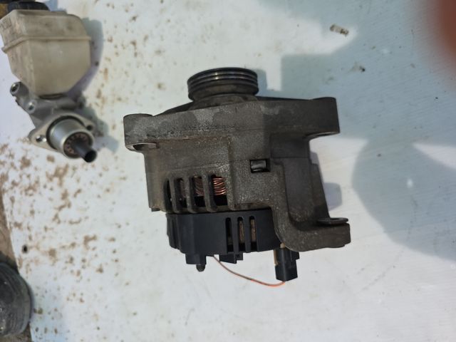 Alternador Valeo Renault Clio II