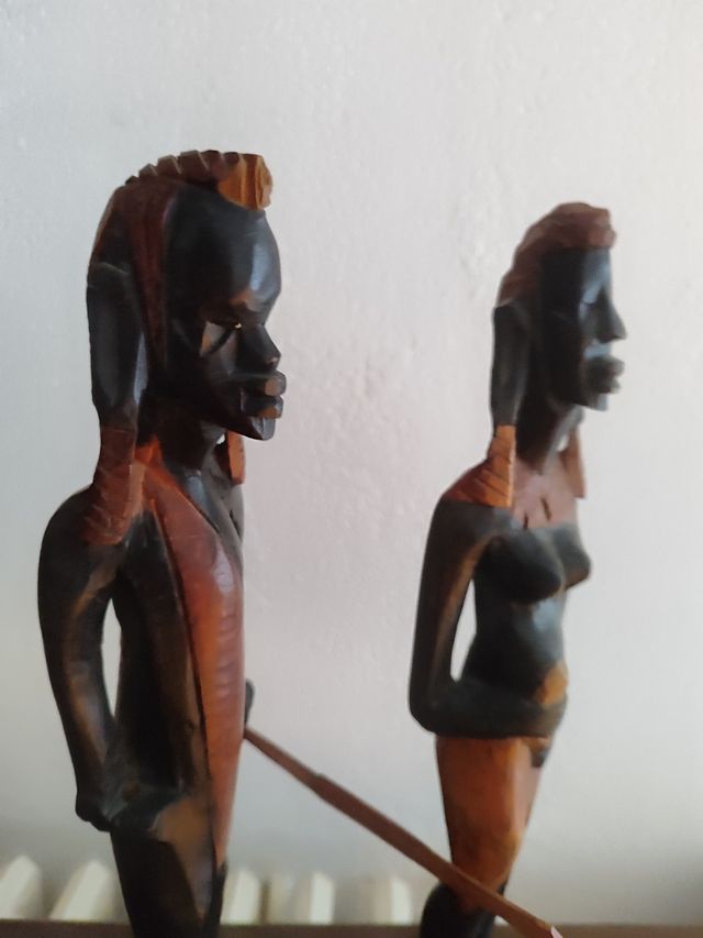 Coppia di sculture africane in legno