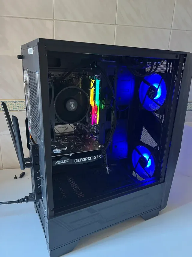 Técnico informático Ordenadores Portátiles Consola