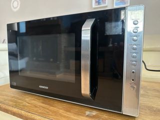 Microondas Kenwood 800W - Como nuevo