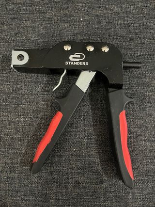 Fijador de pernos STANDERS