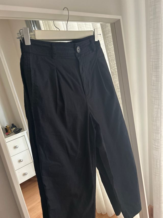Pantalón Stradivarius azul marino