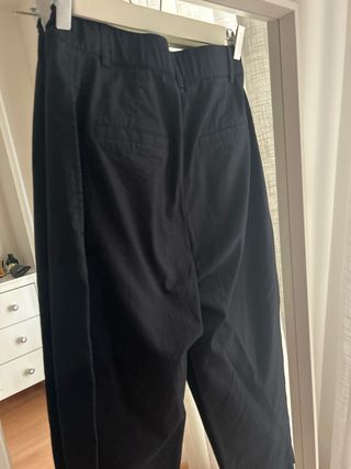 Pantalón Stradivarius azul marino