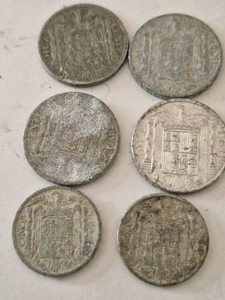 Monedas España 5 y 10 céntimos