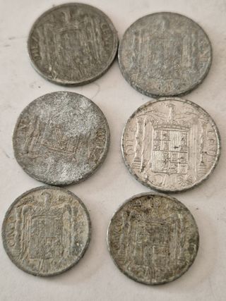 Monedas España 5 y 10 céntimos