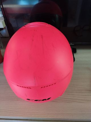 Casco scooter rosa