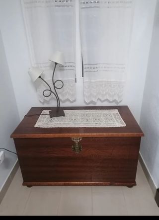 Baúl madera antiguo