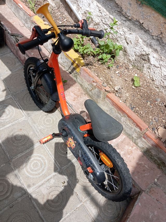 Bicicleta B-Twin infantil