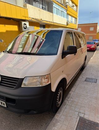 Volkswagen Transporter T5 2009